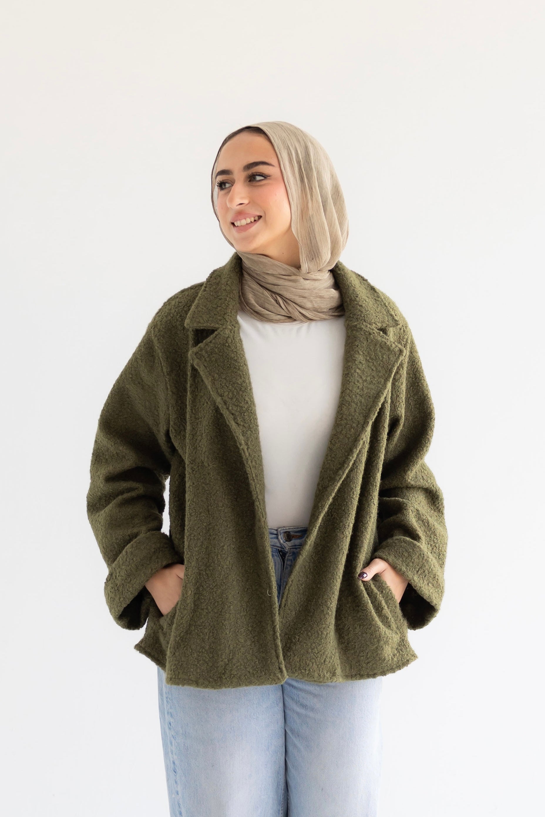 Fluffy jacket olive