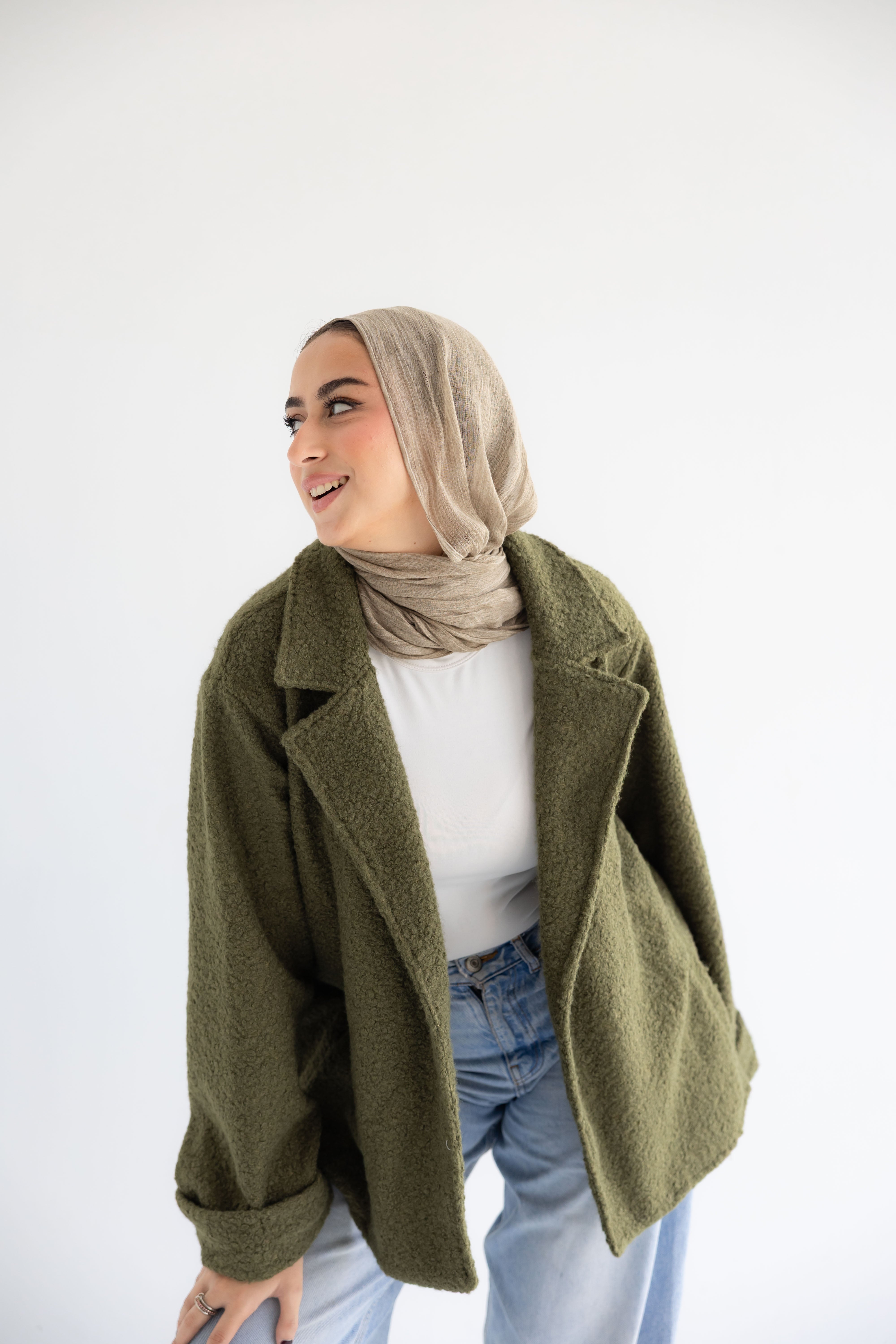 Fluffy jacket olive